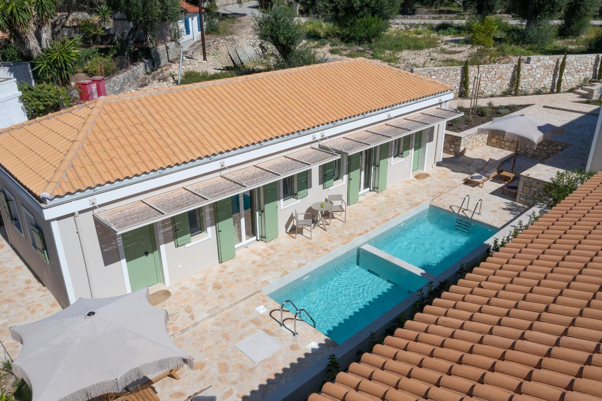 Uliveto Paxos * Velianitatika